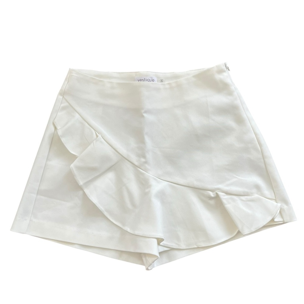 Vestique White Ruffle Skort - Picture 3 of 13
